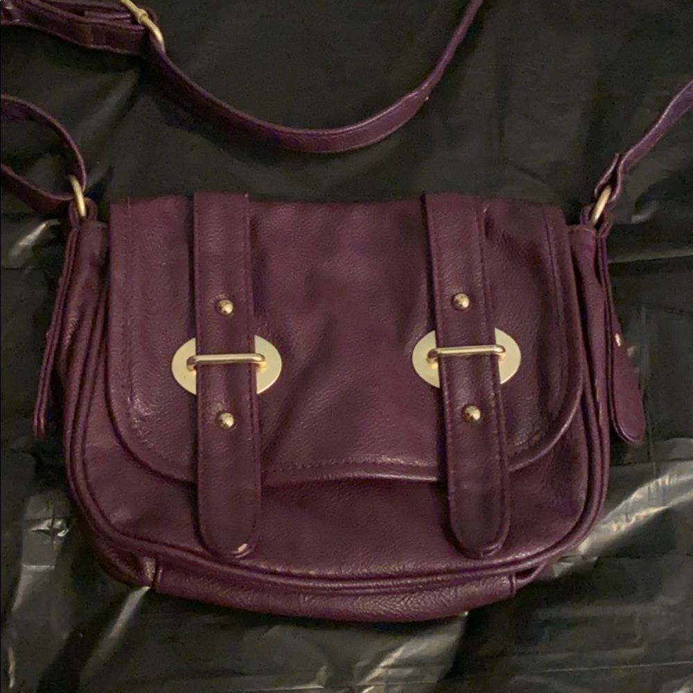 Crossbody purse